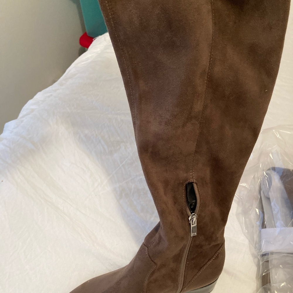 Marc Fisher yacinda over the knee suede boots size 8 M New - Picture 4 of 8